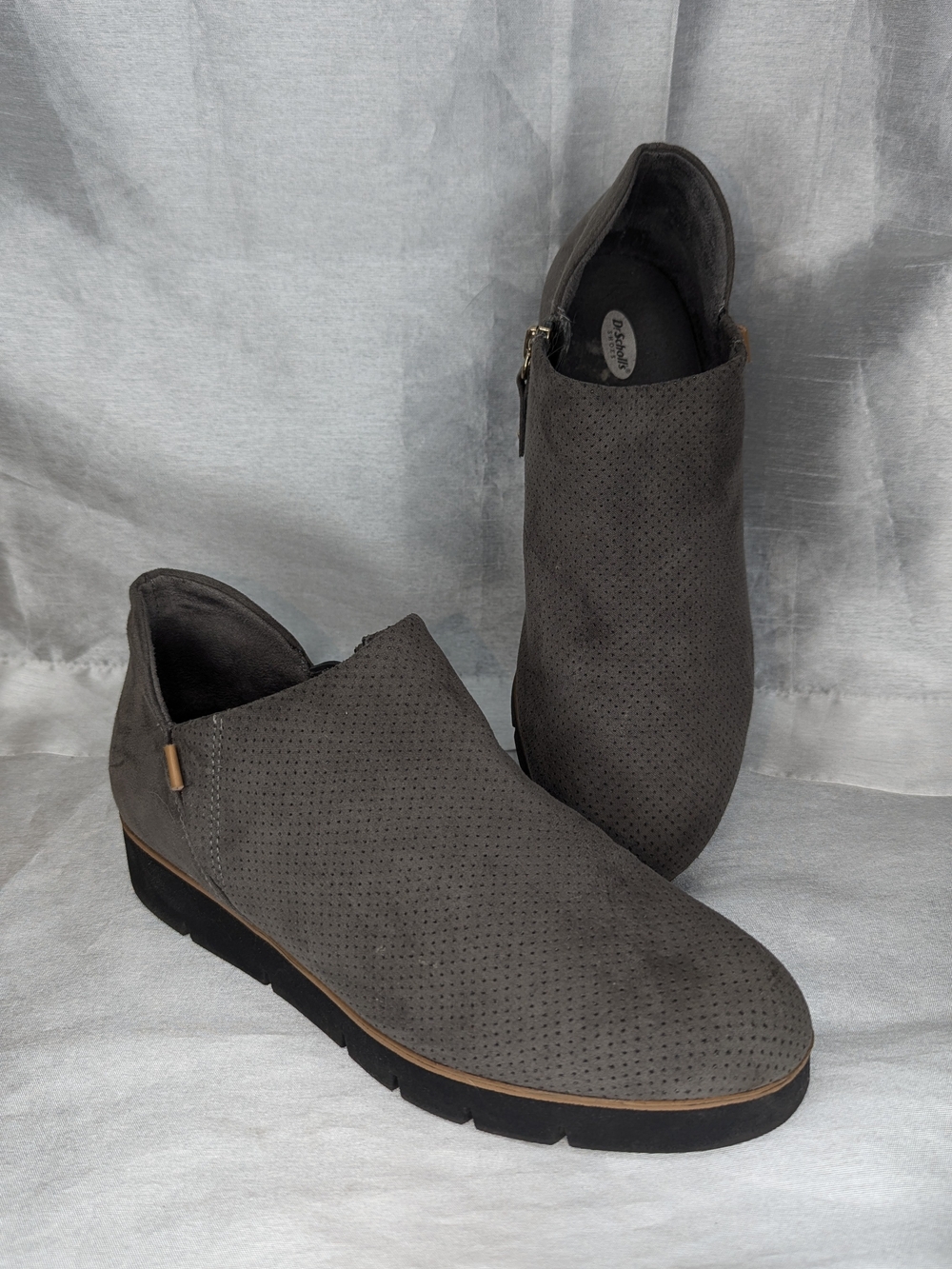 Dr. Scholl's Womans Gray Suede Slip-On Casual Shoes Side Zip US 7 Casual